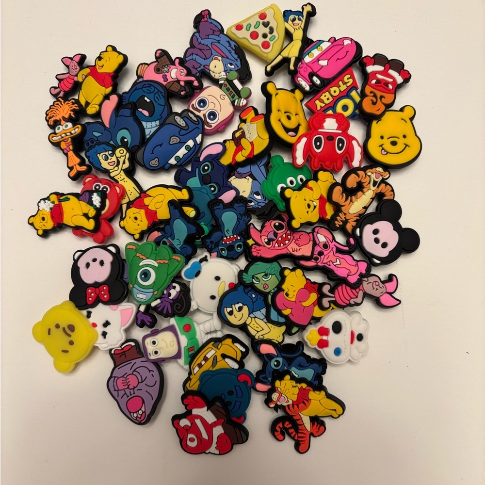 Character Shoe Charms Mystery 5 Pack